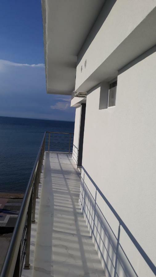 Roses Apartman Peraía Kültér fotó